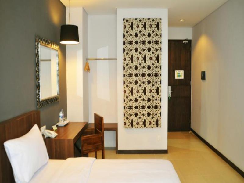 Praja Hotel Dempasar Exterior foto