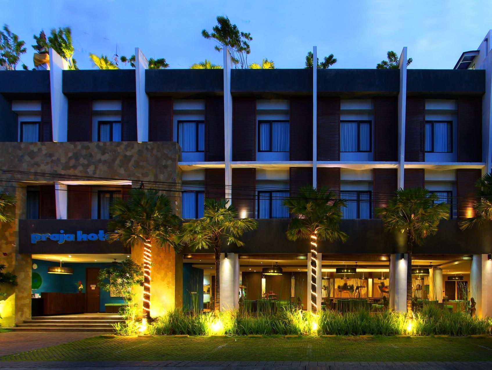 Praja Hotel Dempasar Exterior foto
