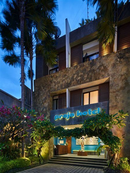 Praja Hotel Dempasar Exterior foto